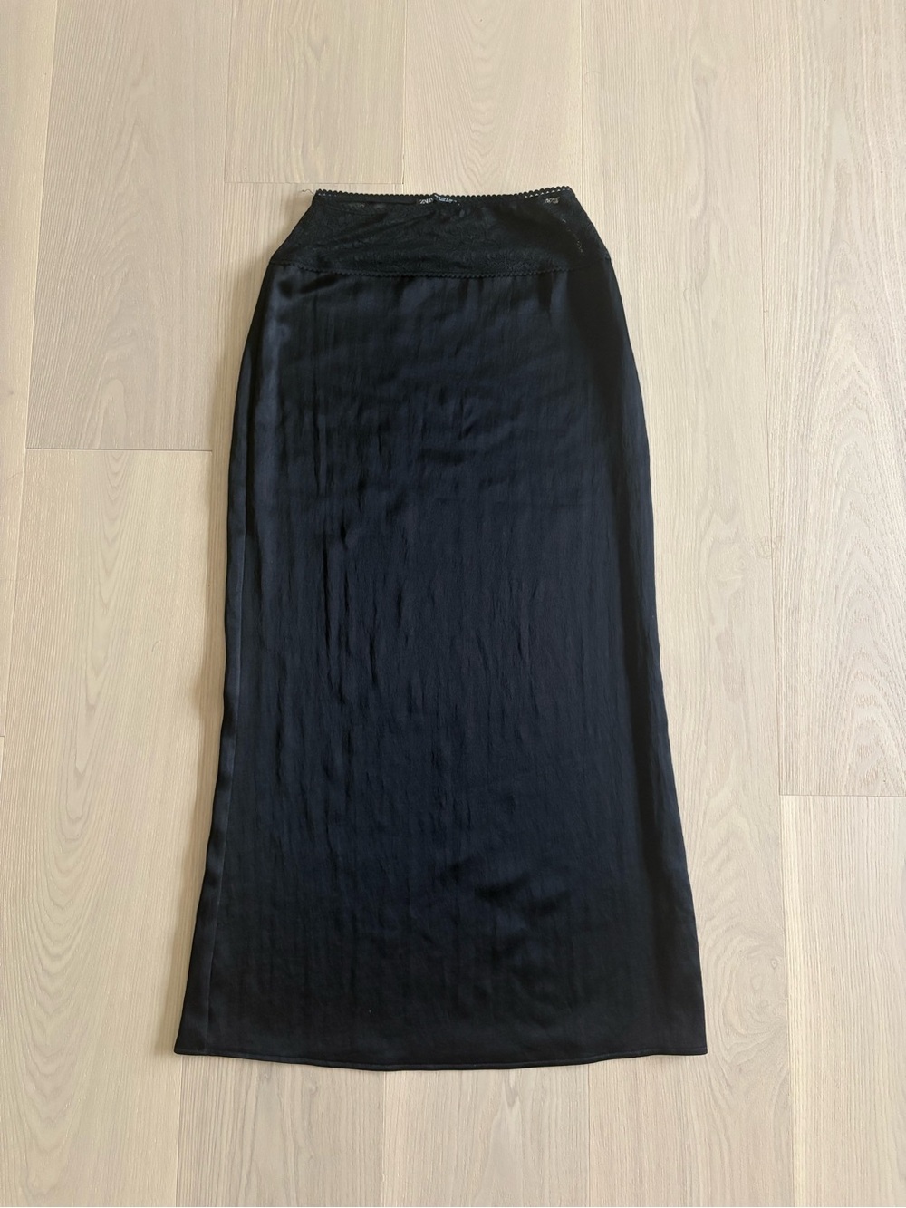 Zara Silk Maxi skirt with Lace